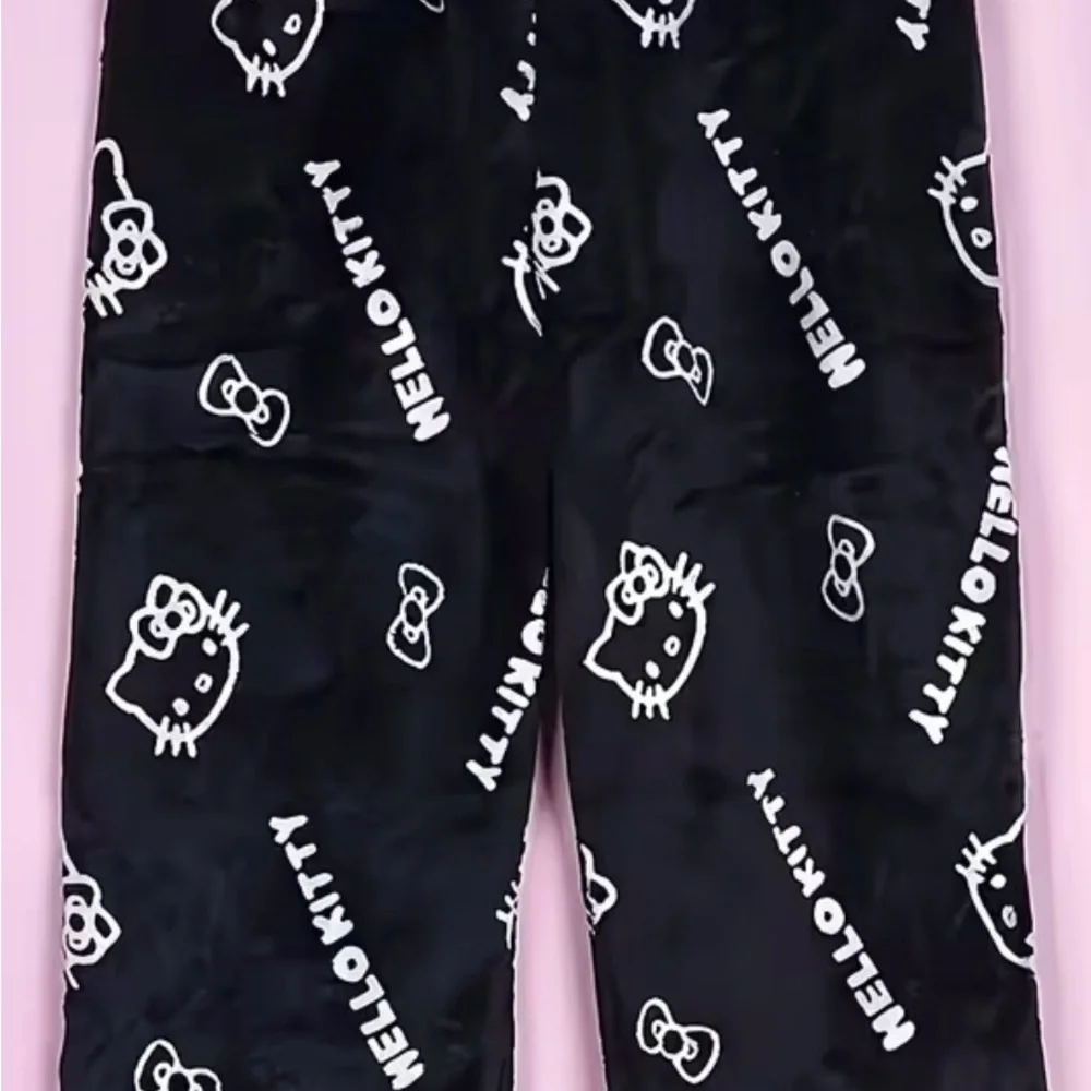 Hello Kitty women’s sanrio